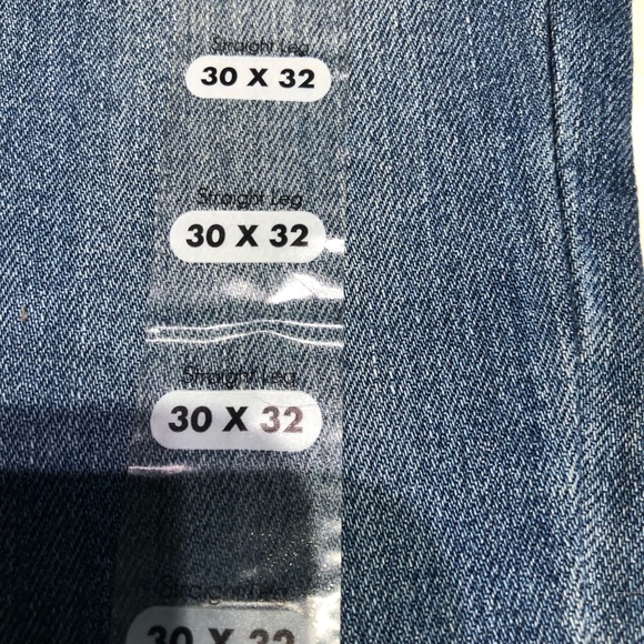 Calvin Klein Jeans. NWT. Size 30/32 - Picture 3 of 4